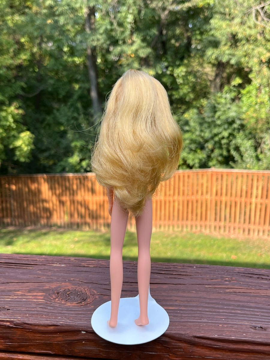 9 9