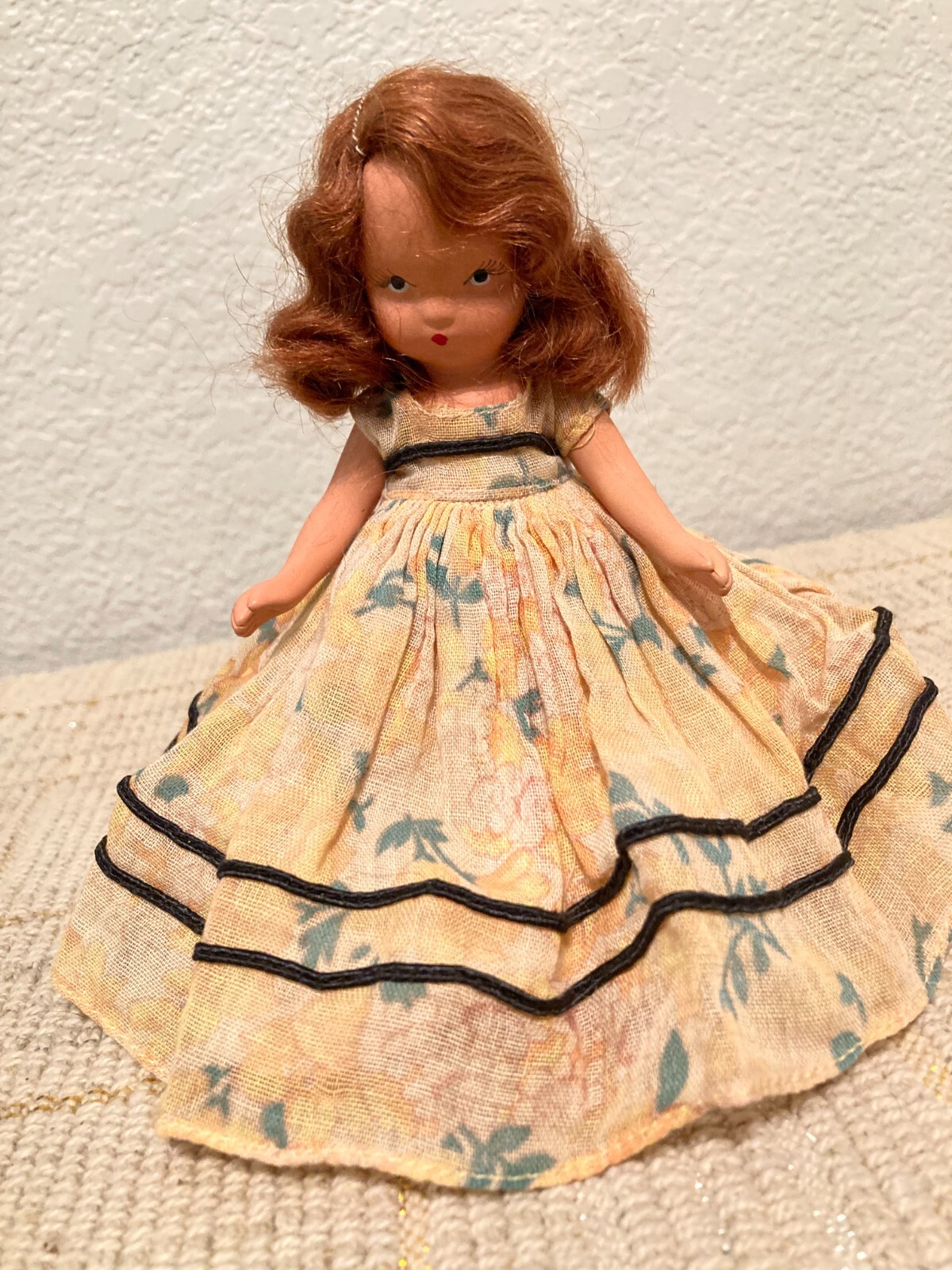 #57 Southern Belle Frozen Leg Nancy Ann Storybook Dolls