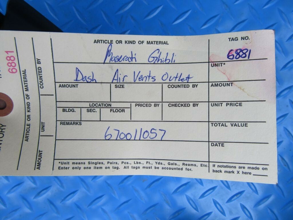 Maserati Quattroporte passenger side dash dashboard air vents outlet #6881
