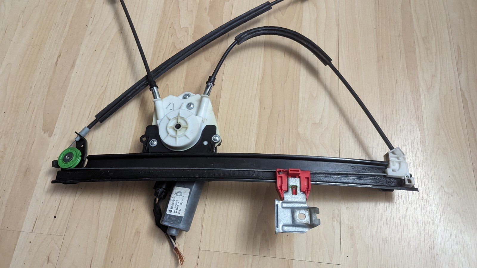 04-13 MASERATI QUATTROPORTE FRONT LEFT WINDOW REGULATOR MOTOR