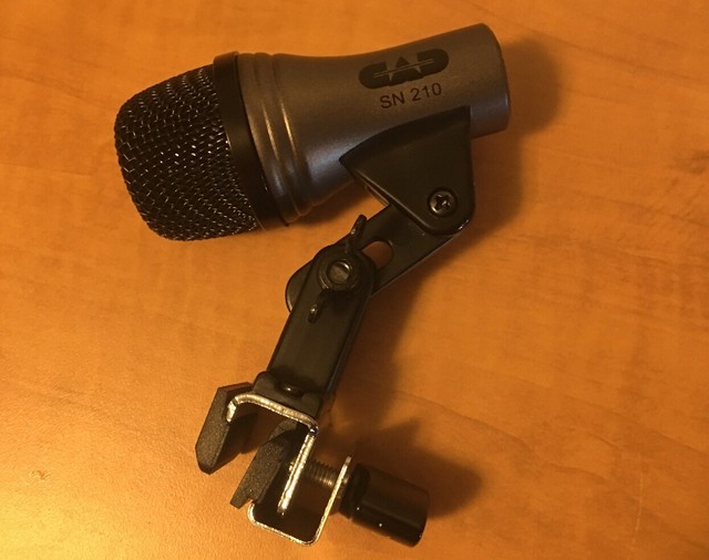 Drum Mic CAD Sn210 Snare Tom Bongo Cajon Microphone Clip Shure Sm57 58