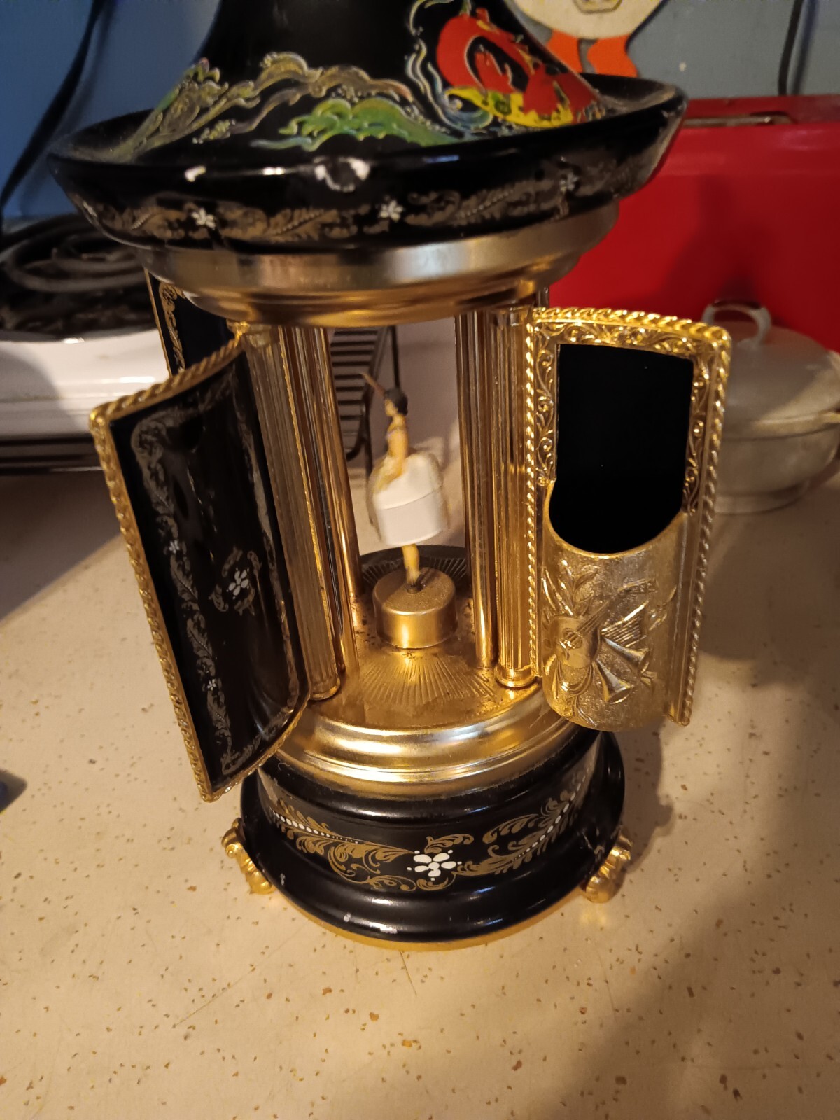 REUGE VINTAGE CIGARETTE LIPSTICK HOLDER CAROUSEL MUSIC BOX eBay