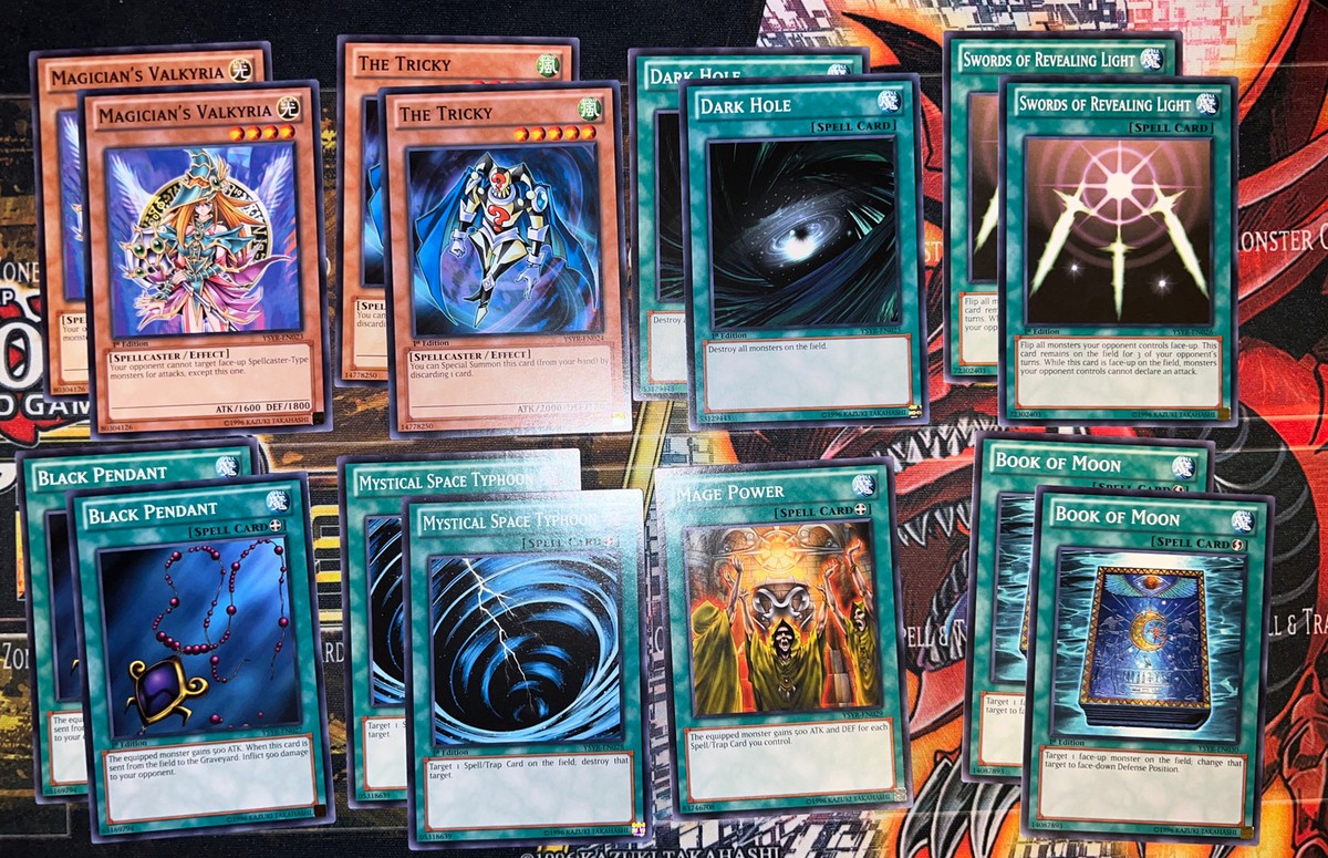 card sleeves for games 
