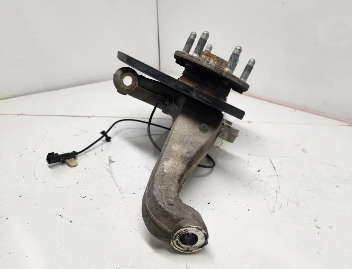 2016-2022 Chevrolet Colorado Front Right Passenger Spindle Knuckle OEM - Image 2 of 4