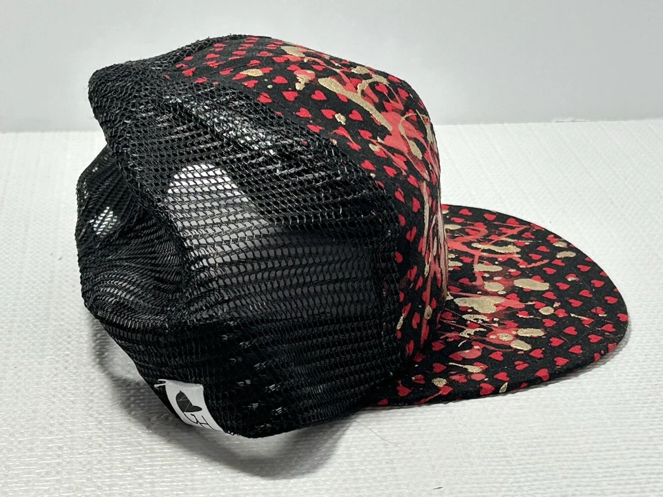 George Sombreros San Valentín Sombrero Niño 1-2 años Negro, Dorado y Rojo Corazones Artista Foto 3 de 4