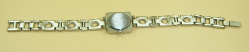 Vintage Harmony Silver Tone Women’s Quartz Watch New Battery - Picture 8 of 9
