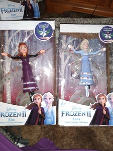 Disney Frozen II Elsa & Anna Black Blue Motion Sensing Helicopter Doll 2 Pack 813023016657 | eBay