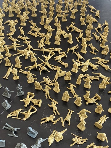 Vintage Konvolut Spielzeug Armee Soldaten Männer Miniatur Kunststoff ca. 20mm-25mm - Bild 7 von 24