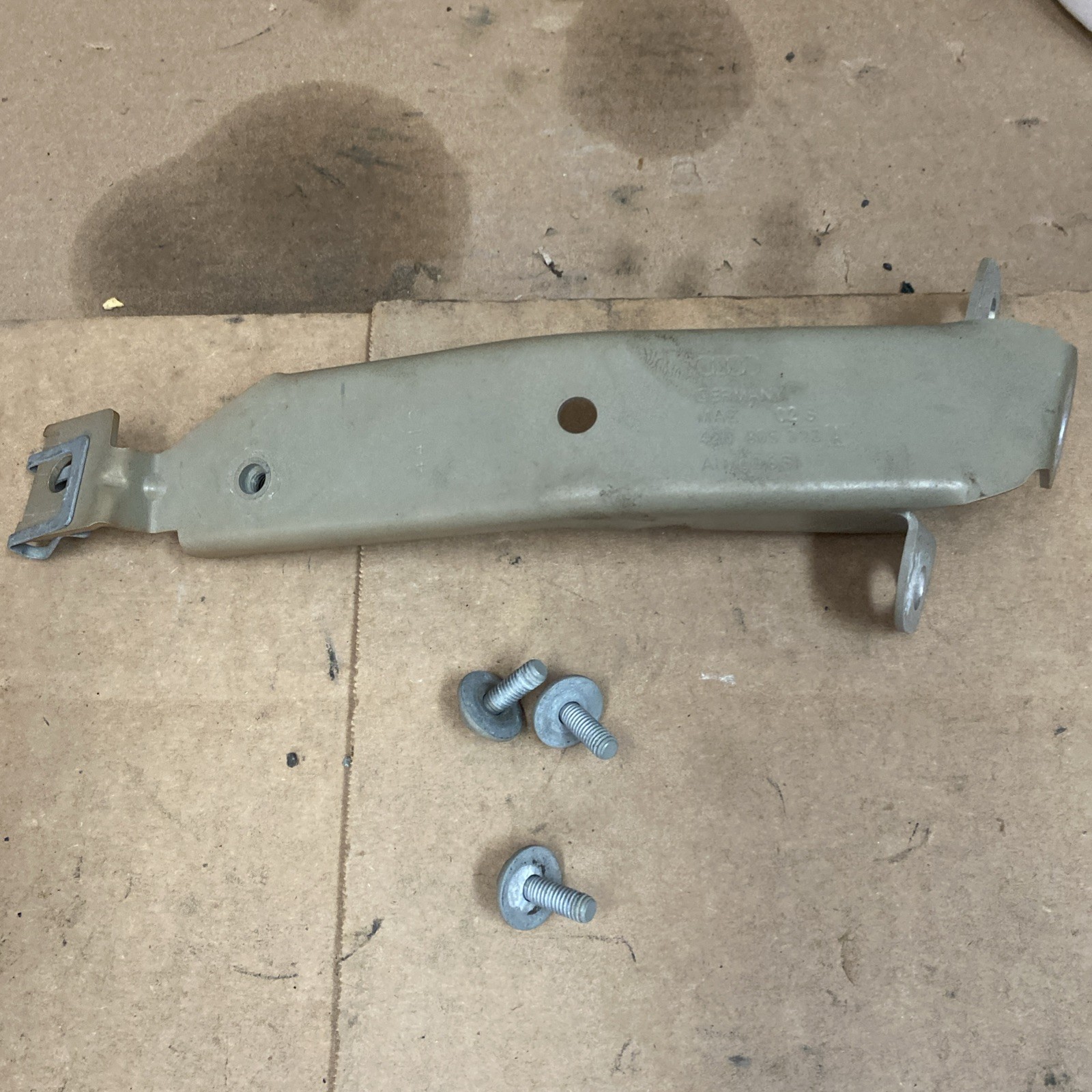2014 2015 Audi R8 V8 Top Left Driver Side Head Light Bracket Mount Oem 2625