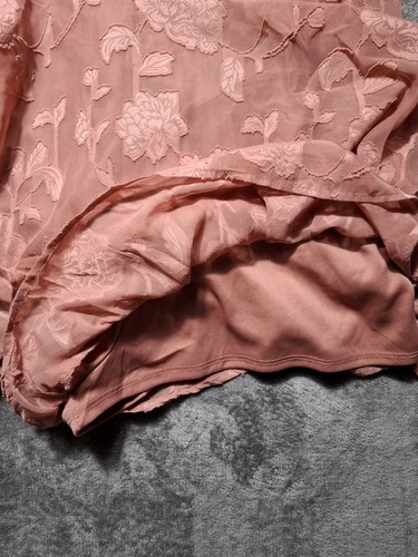 Thirty Thirty Mini Babydoll Romper Size Large Ruffle Floral Textured Pink Lined - Picture 5 of 9