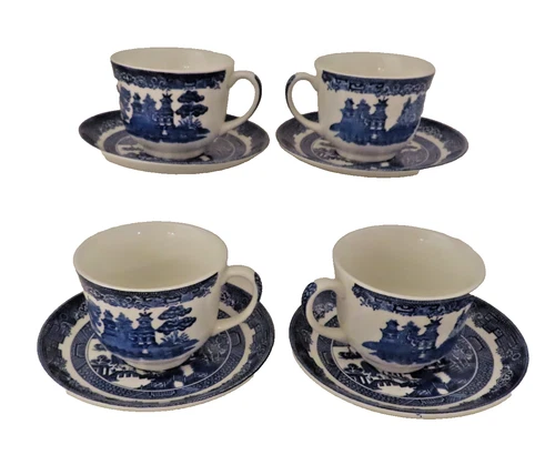 Johnson Brothers Blue Willow Set of 4 Flat Cups and Saucers 2.5 n England