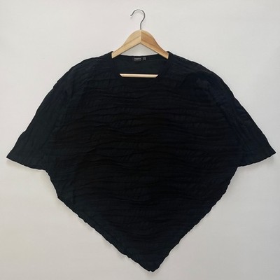 Ralston Design Asymmetric Plisse Top One Size Black Textured Wave