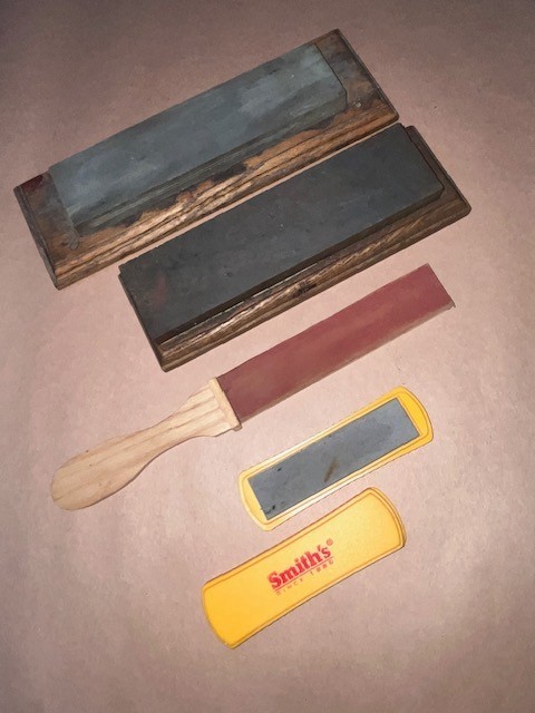 3 VINTAGE KNIFE SHARPENING STONES