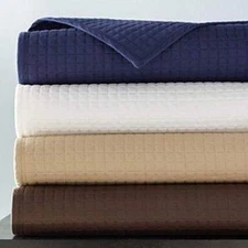 Hudson Park Collection Mini Grid Quilted Coverlet $250 Tan Size Twin NWT