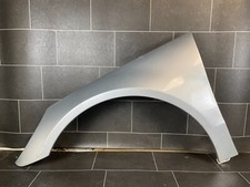 Mercedes Benz W251 R-Klasse Kotflügel Verkleidung vorne links 775 Iridiumsilber Mercedes Benz W251 R-Klasse Kotflügel Verkleidung vorne links 775 Iridiumsilber