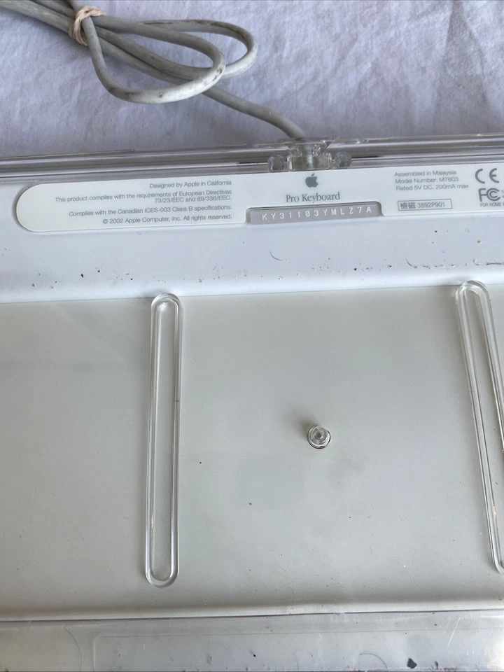 2002 Clear Apple Pro Keyboard  Wired USB M7803- WORKS!! - Image 3 of 4