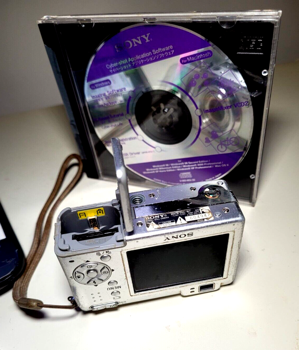 SONY Cyber-Shot DSC-W7 専用ケース付　動作確認済 SONY Cyber-Shot DSC-W7 専用ケース付 動作確認済