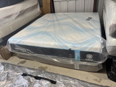 Queen Tempur-Pedic Probreeze Hybrid 2.0 Medium Mattress 5 Degrees Cooler