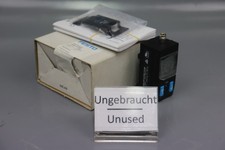 Festo SDE1-D10-G2-W18-C-P2-M8 Pressure Sensor J013 10bar 15-30VDC Unused Original Packaging