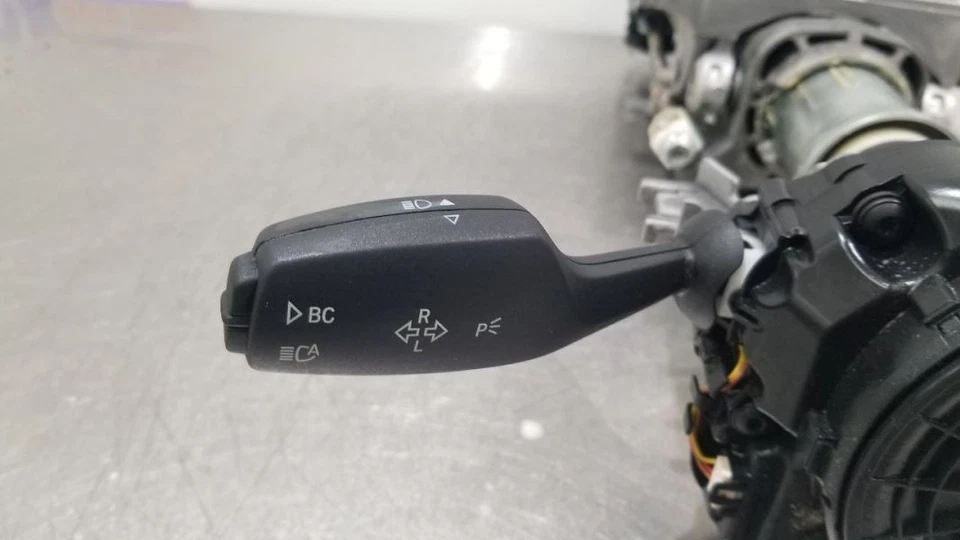 11 MONTAJE COLUMNA DIRECCIÓN BMW ALPINA B7 F02 Foto 2 de 4