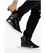 Pastry Pop Tart 2.0 High-Top Sneaker Dance Shoes Black White Women Sz 10
