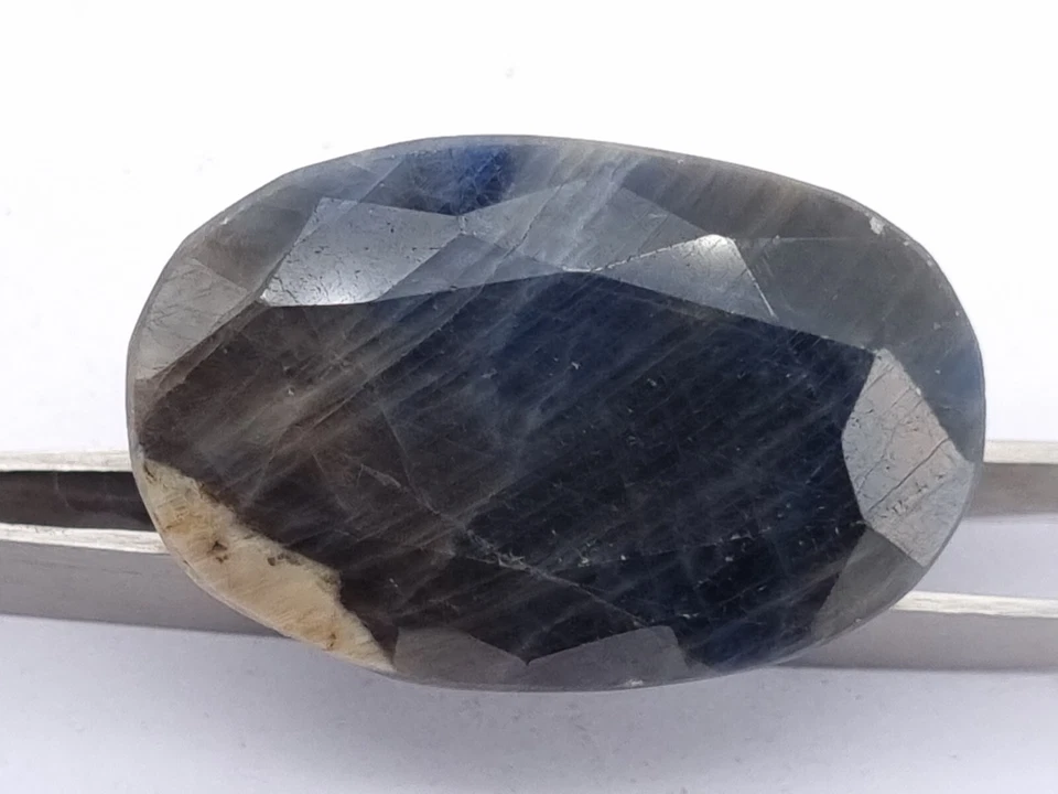 187.25 Ct Natural Untreated EGL Certified Oval Cut Bi-Color Huge Sapphire - Image 3 of 4