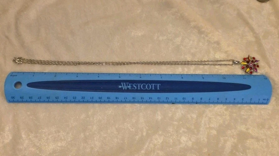 Colgante Piedras Rojas Chapado en Rodio, Collar Libre de Níquel, Cadena 18-20" Foto 4 de 4