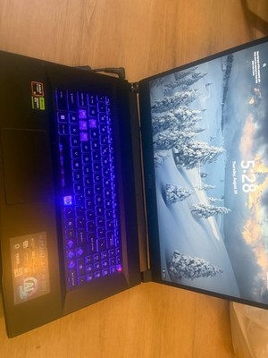 MSI KATANA 17 AI B8V 17.3inch GAMING LAPTOP W/1tb SSD
