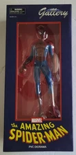 Amazing Spider-Man Statue  PVC Diorama Diamond Select Marvel Gallery 2016  9"
