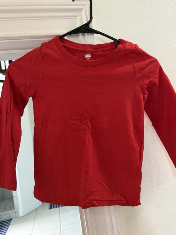 Old Navy Basic Red Knit Tee, Long Sleeve Old Navy Girls Size 6-7