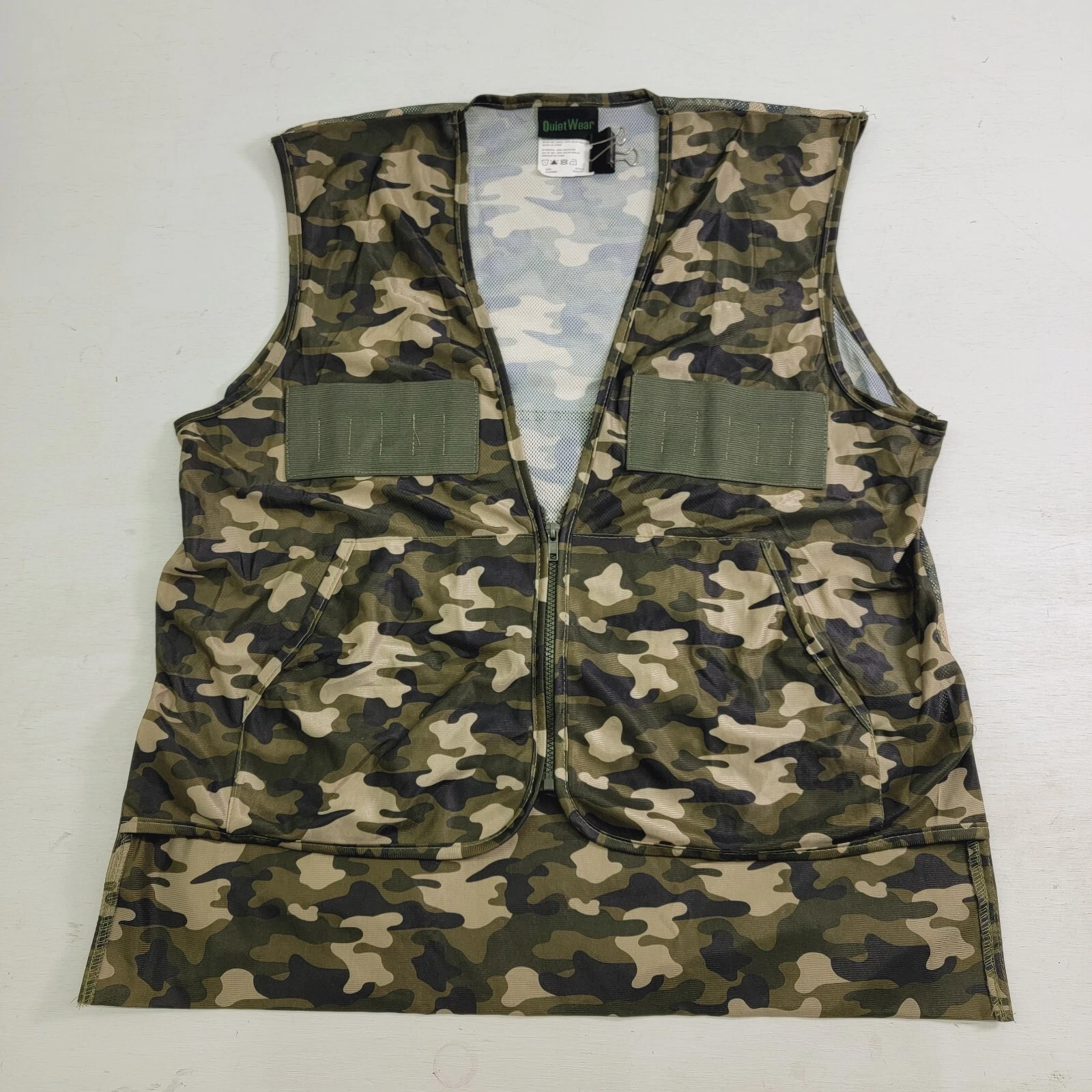 Quiet Wear Men's Sz L Camo Ultra Light Hunting Shooting Green Camo Vest EUC