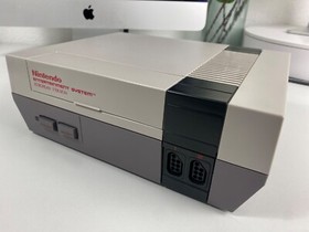 NINTENDO NES Konsole MARIO BROS. 3 Bundle Edition mit Spiel und Verpackung