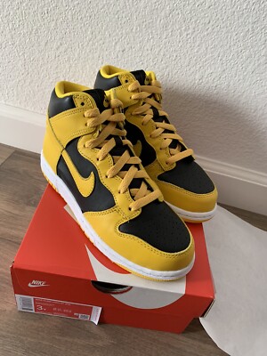 black and yellow high dunks