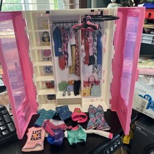 Barbie Mattel Ultimate Portable Closet Case- Clothes, Shoes 4 Dolls
