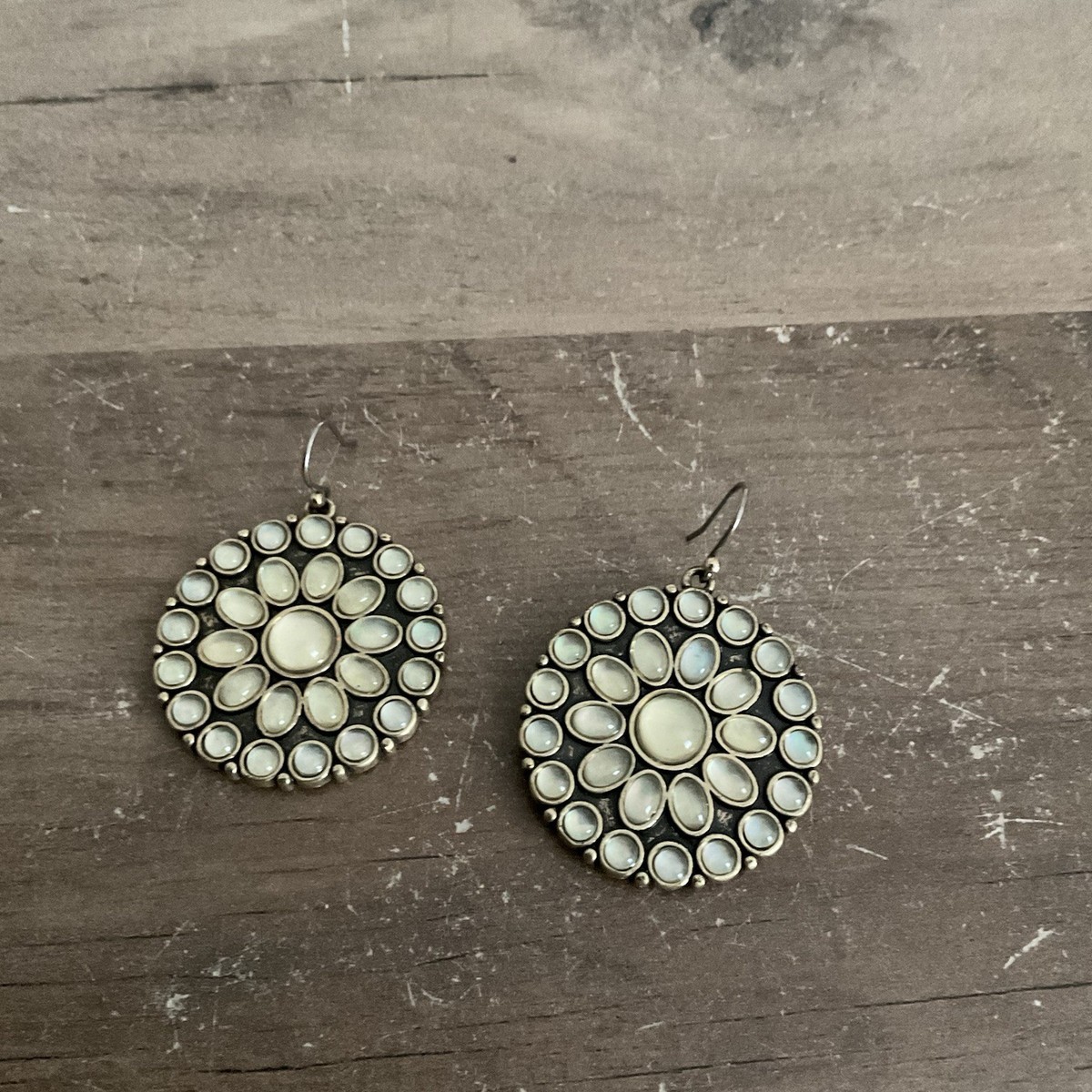 Earrings Vintage Stlye heavy Circle Dangle Stone