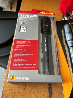 Pelican 2370 led self programmable multi color led flashlight