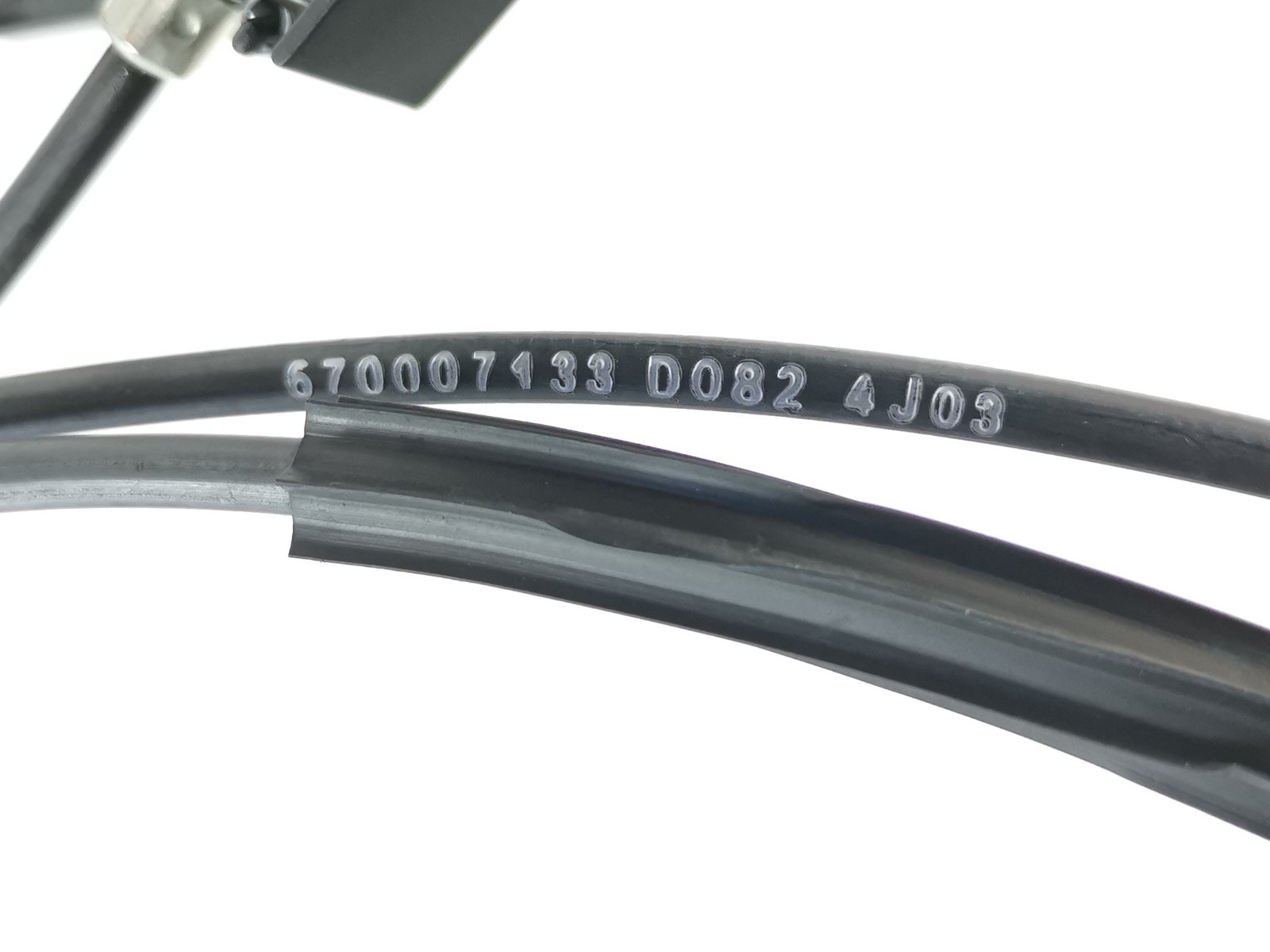 Maserati Ghibli 3.0 2015  Hood Bonnet Open Release Handle Cable 670007133 OEM