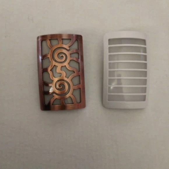 DECORATIVE NITE LIGHTS- SET OF 2.