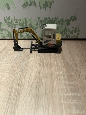 Ammann Yanmar Kompaktbagger B 27 Metall  1:30