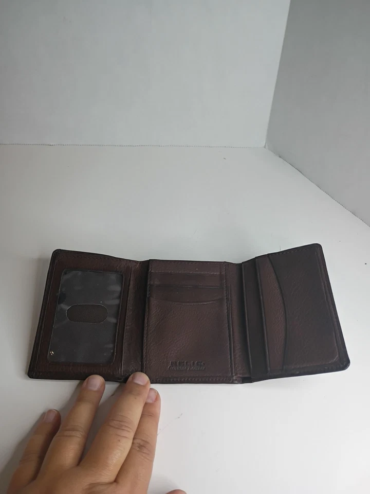 Relic Men’s Trifold Dark Brown Soft Leather Wallet Cards, Bills, ID Pocket - Image 3 of 4
