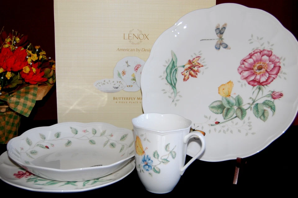 LENOX Butterfly Meadow 4 Piece Place Settings New in Box with tags First quality