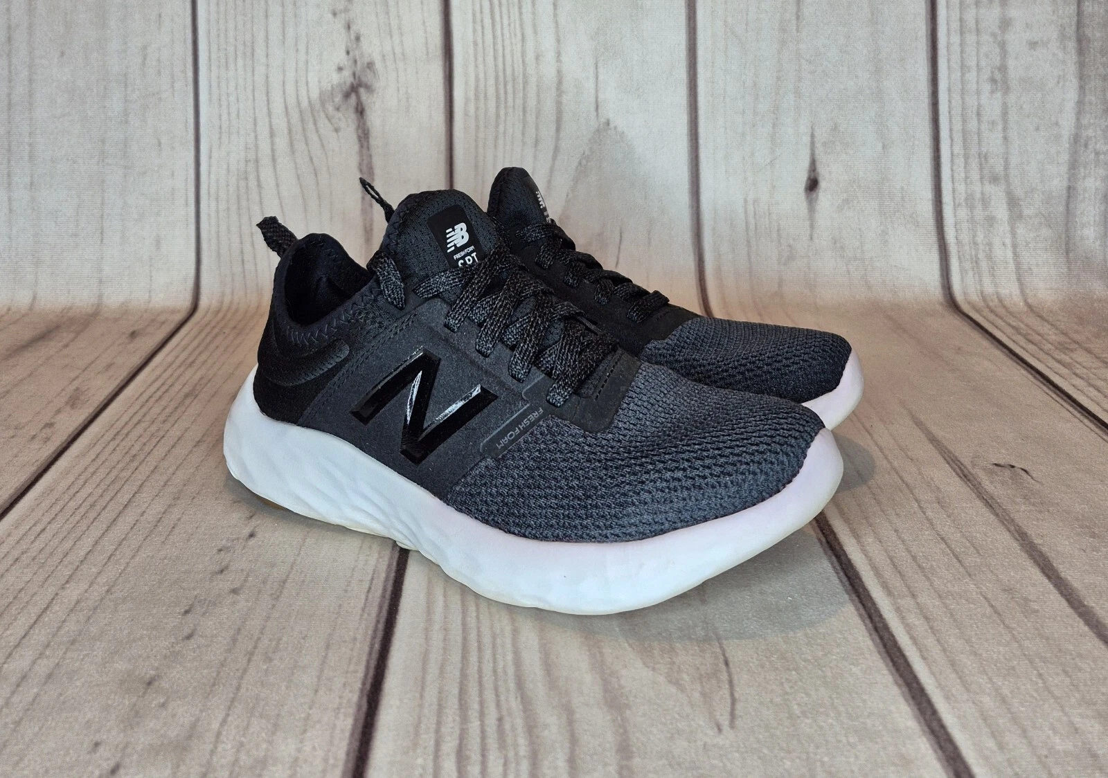 Sneakers New Balance da donna taglia 8 Fresh Foam Sport v2 nere WSPTBW2