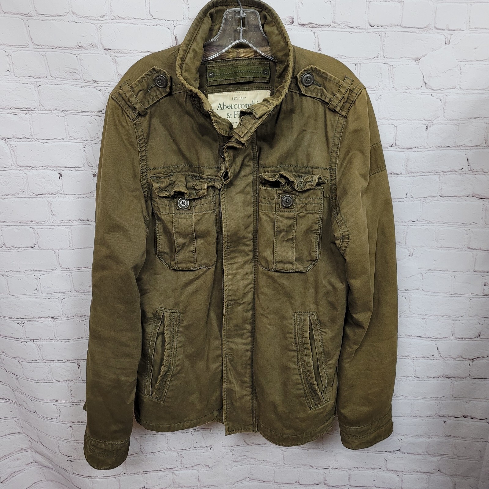 Abercrombie \u0026 Fitch Men Sawtooth 