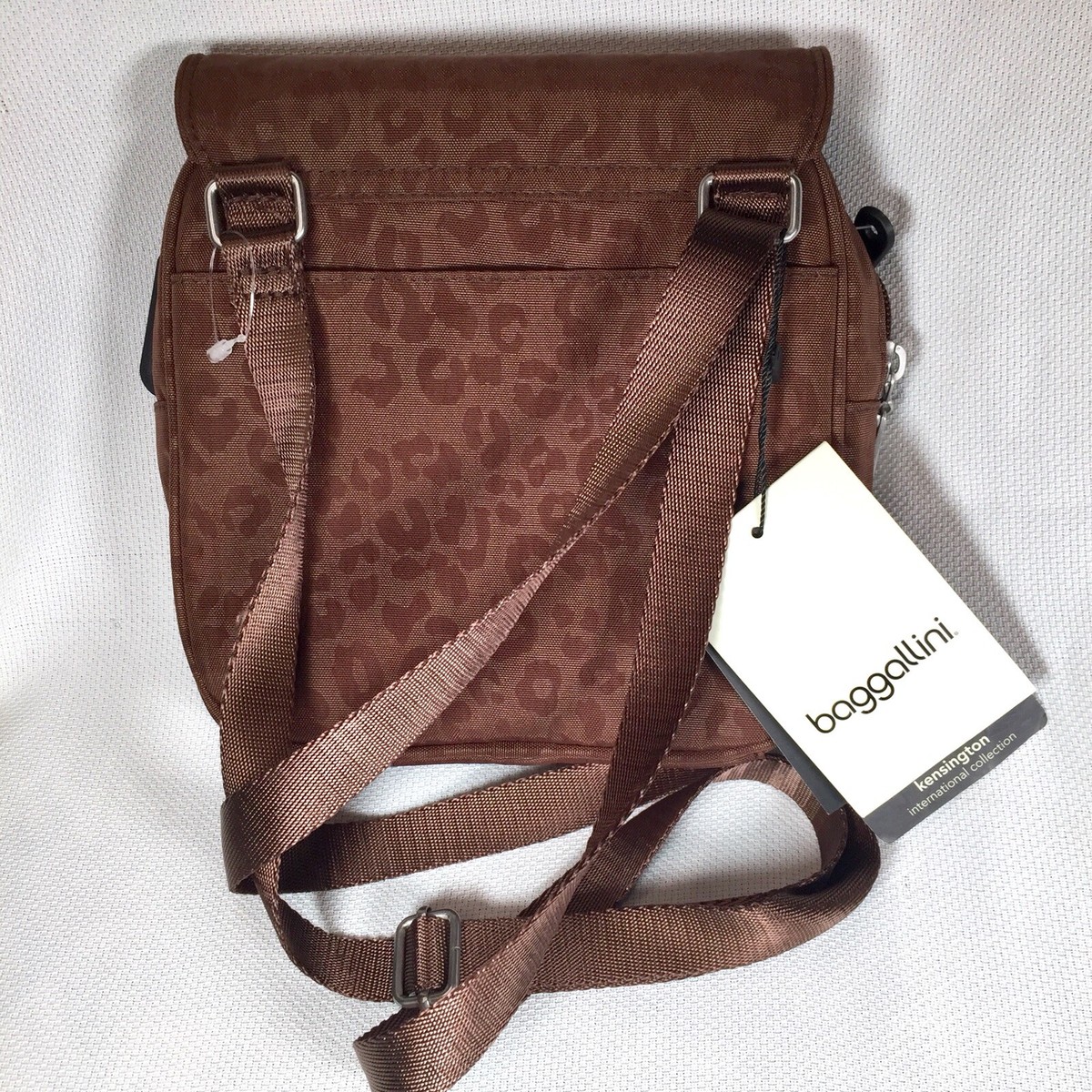 Baggallini Brown Leopard Print Bag Turnlock Flap Crossbody  display picture 1