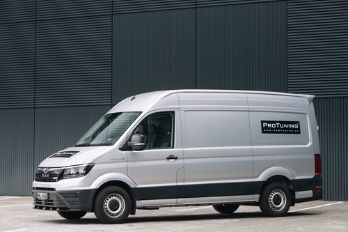 Roof Spoiler wing For VW Crafter MK2 WITH CAMERA door cover - Picture 7 of 11