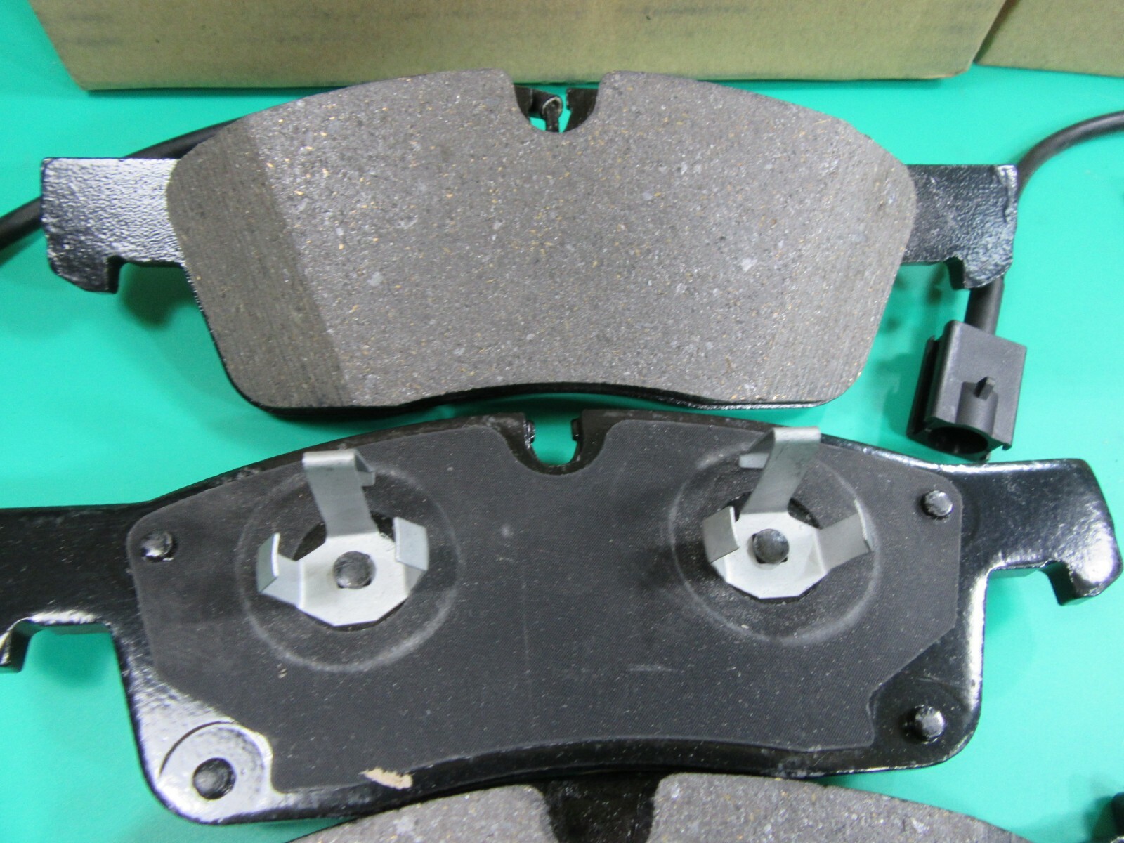Maserati Levante base front rear brake pads