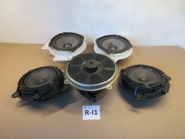 04-06 Infiniti G35 Sedan Bose Rear Deck 