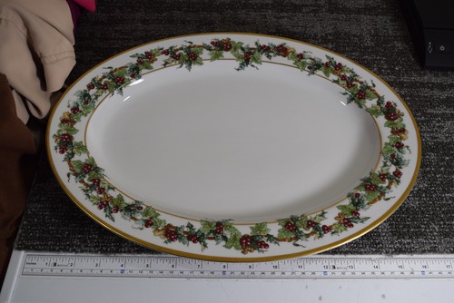 Royal Gallery The Holly and Ivy Macys GROßE Servierplatte 15x12 Oval Weihnachten