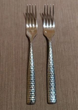 Lot of 2 Salad Forks Lucca Faceted Stainless Fortessa Glossy Hammered 7 1/8"