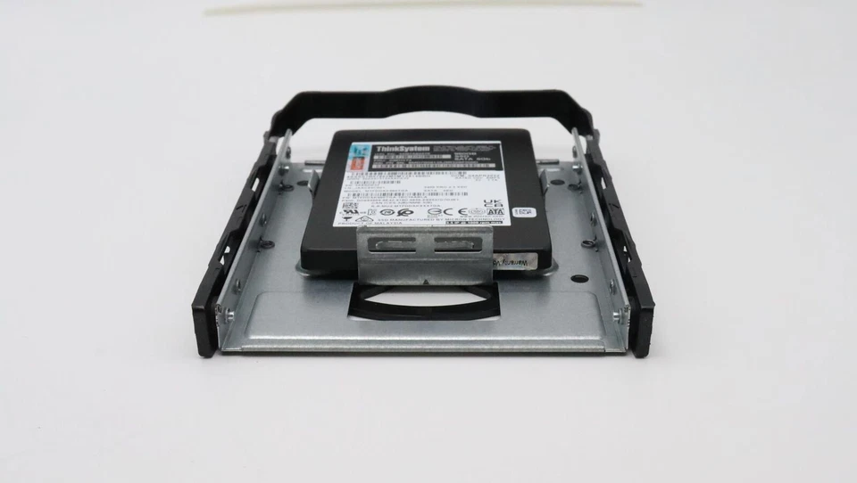 480GB 03KH081 4XB7A82277 Lenovo ThinkSystem SATA 6Gbps 2.5" in 3.5'' Tray SSD - Image 4 of 4
